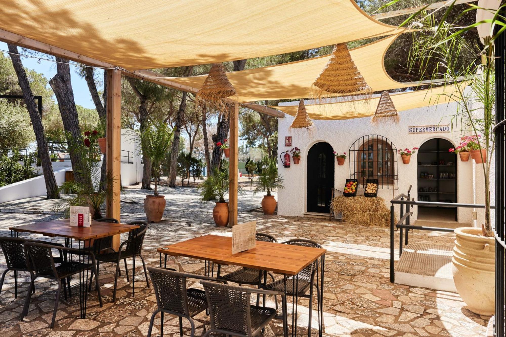 Camping Taiga Conil Conil De La Frontera